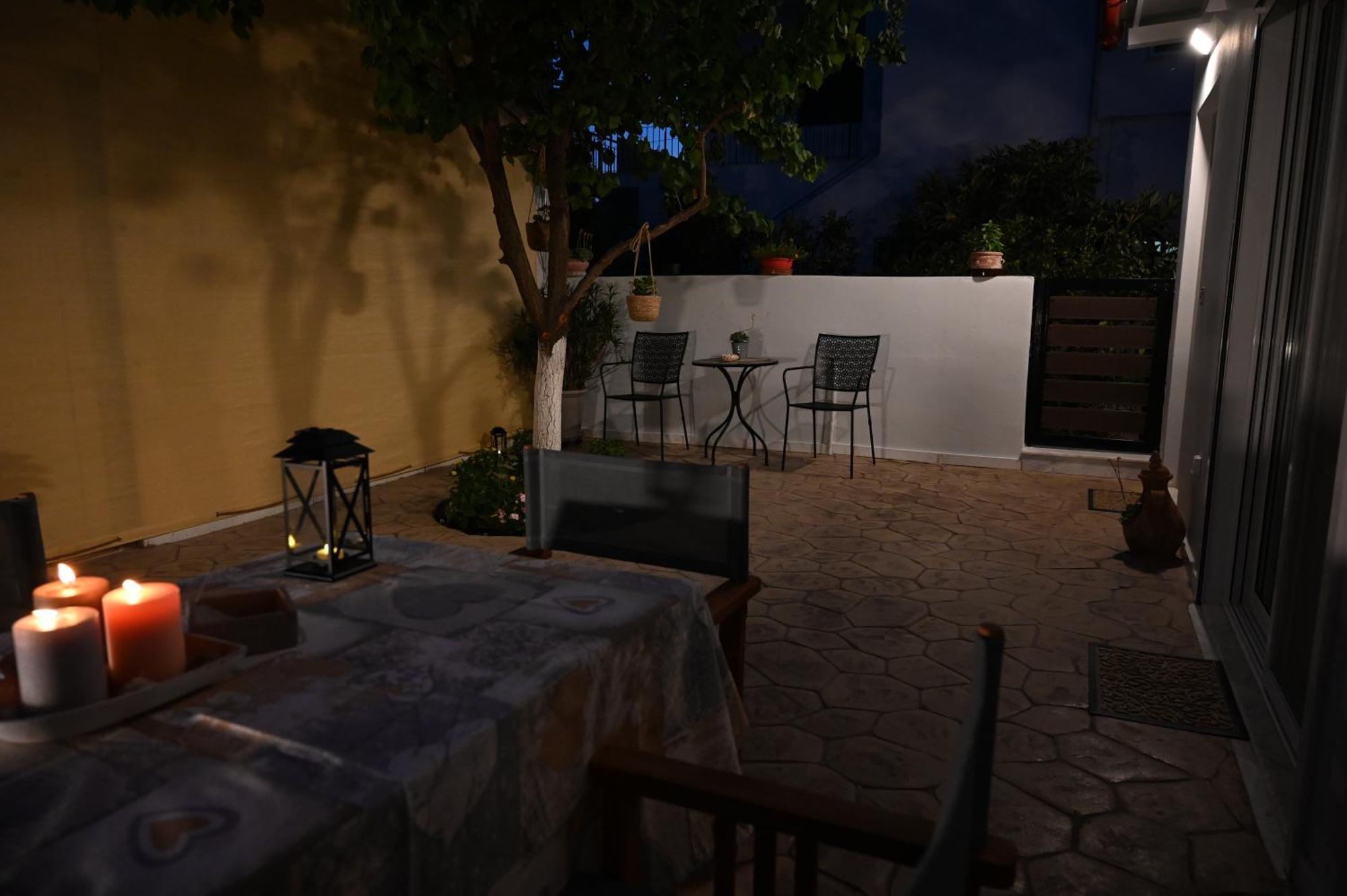 Evita'S Guesthouse Agia Marina Mikrolimanou Екстер'єр фото