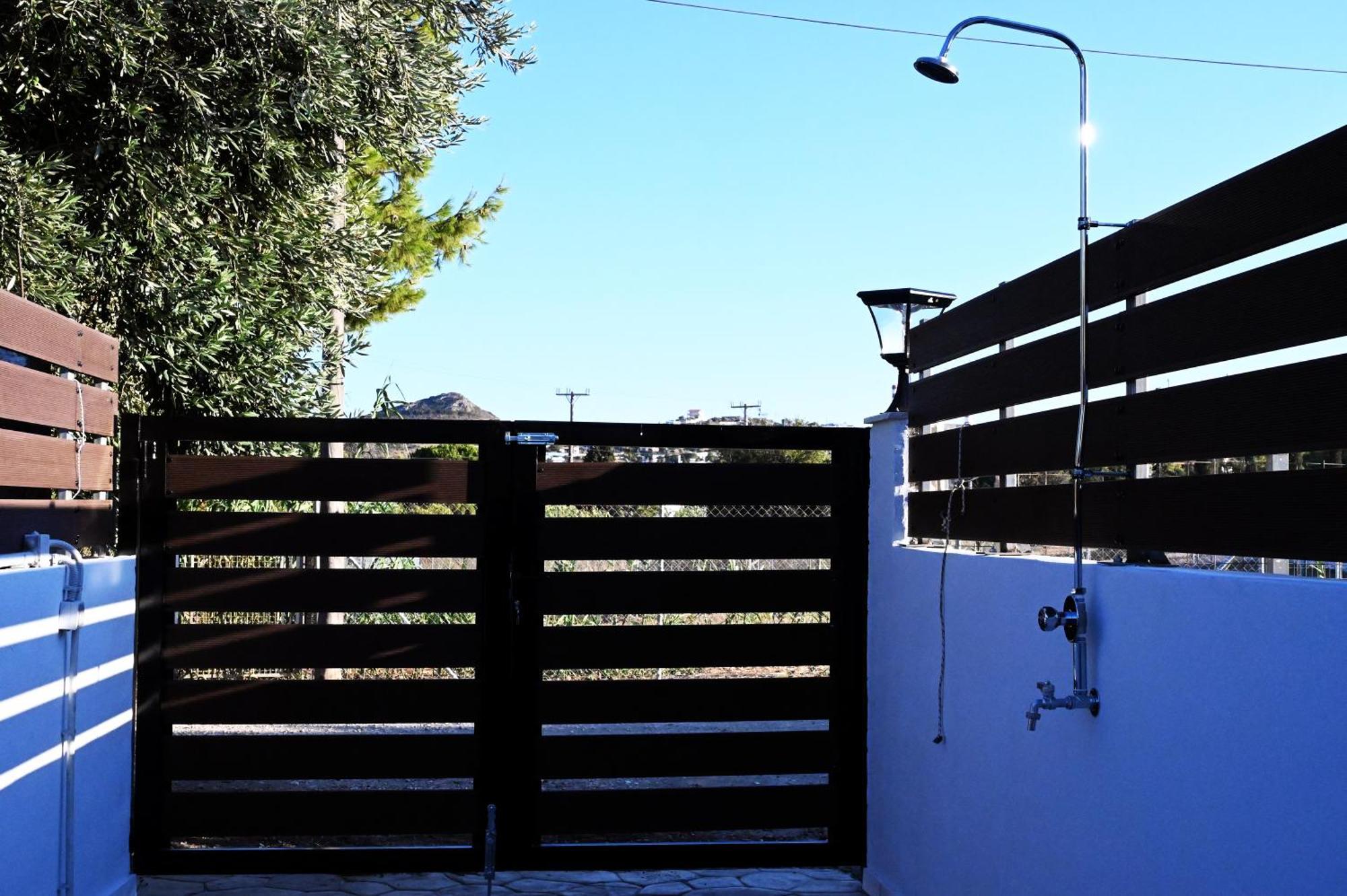 Evita'S Guesthouse Agia Marina Mikrolimanou Екстер'єр фото